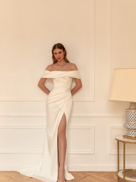 Wedding dresses by Eva Lendel | WONA LA