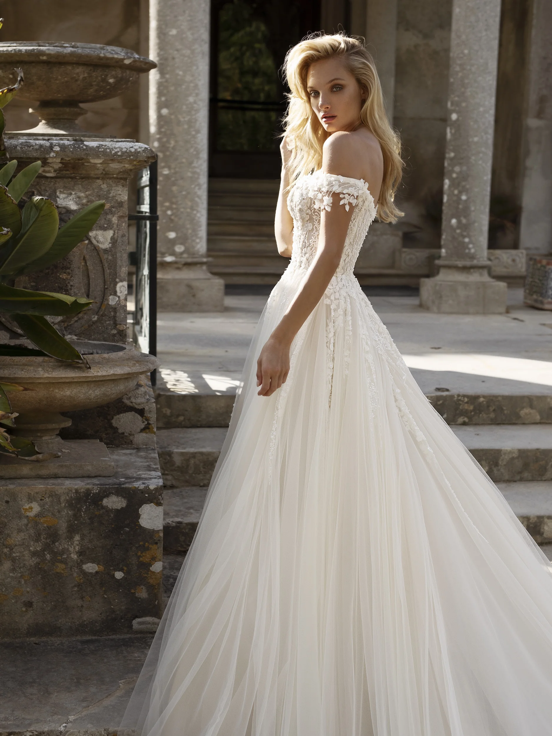 Eva lendel lisbon vibes jolie 3