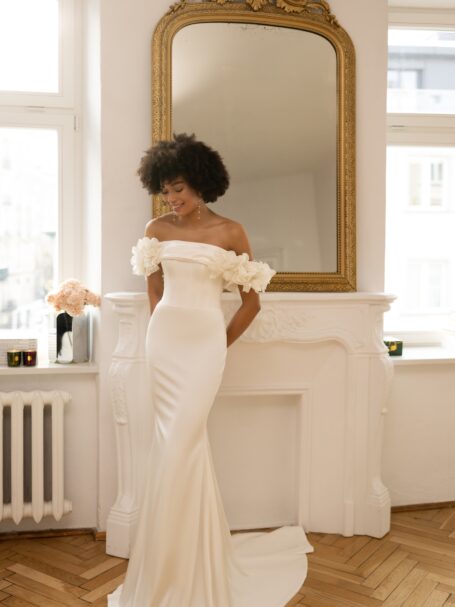 Jador dress 3 by Eva Lendel from Less is More 2023