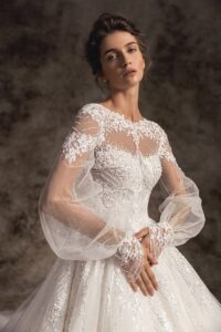 Uma 3 wedding dress by woná concept from notte d'opera collection