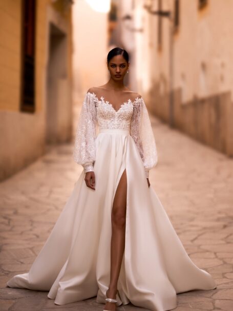 Bia 1 dress by WONA Concept from Alma de Oro collection