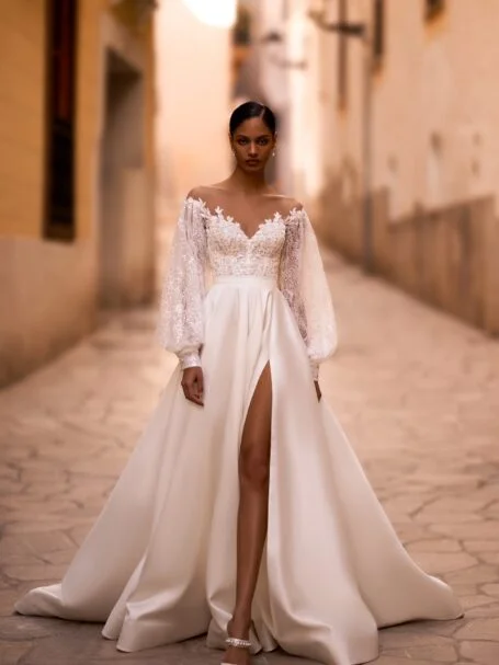 Bia 1 dress by WONA Concept from Alma de Oro collection