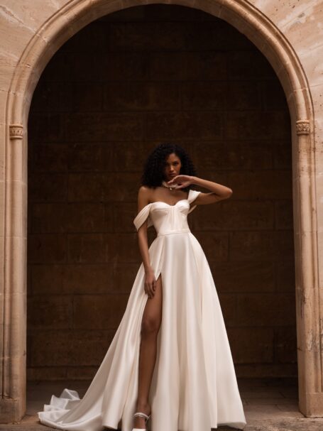 Dorothy 1 dress by WONA Concept from Alma de Oro collection