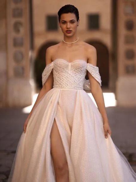 Peony 1 dress by WONA Concept from Alma de Oro collection