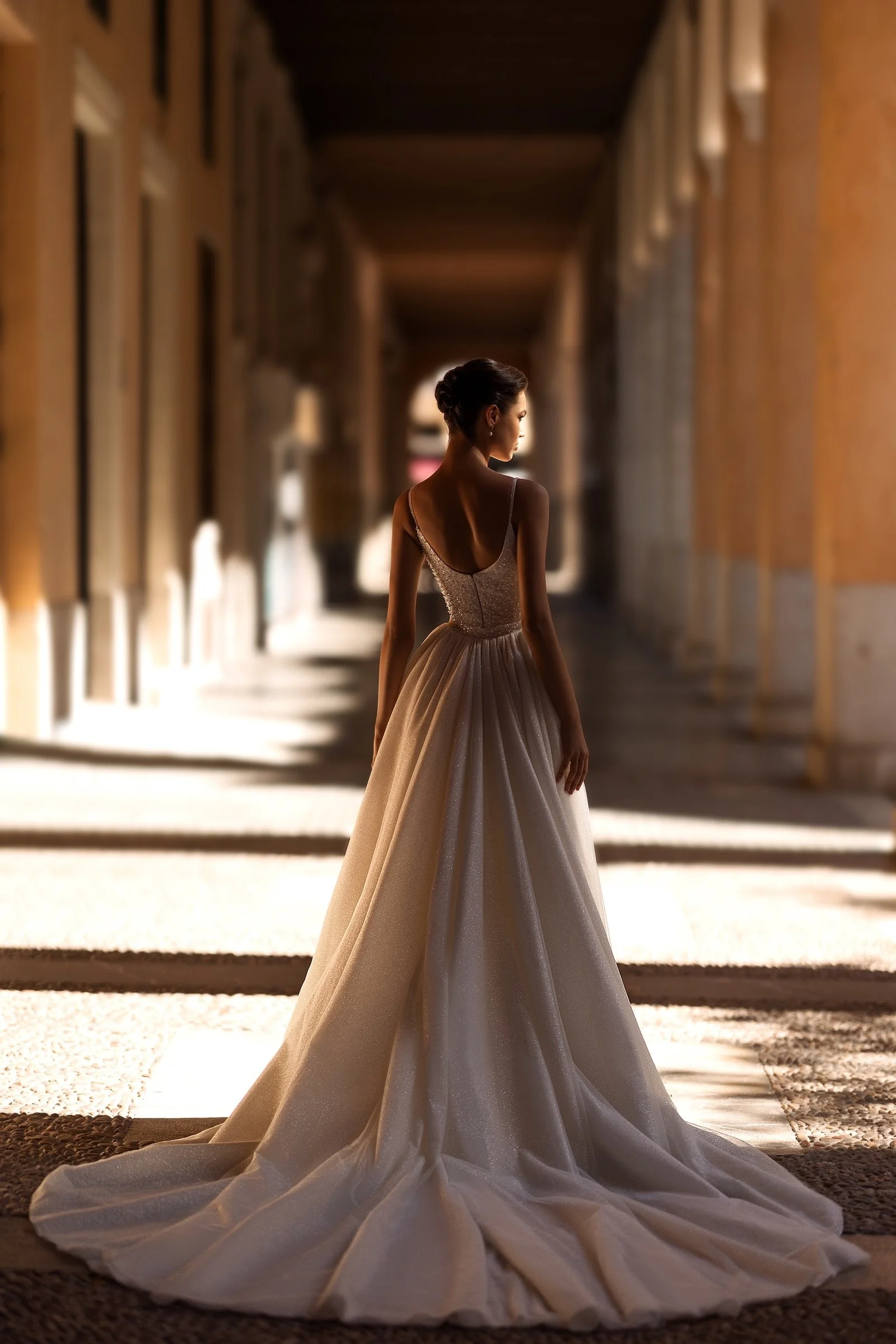 Santafe 6 dress by wona concept from alma de oro collection