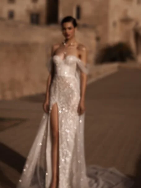 Yolanda 3 dress by WONA Concept from Alma de Oro collection