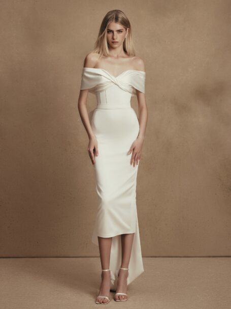 Andrea 5 wedding dress by WONÁ Concept from Personality collection