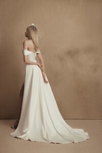 Cole 3 wedding dress by woná concept from personality collection
