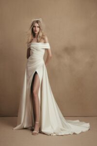 Cole 5 wedding dress by woná concept from personality collection
