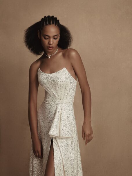 Essen 1 wedding dress by WONÁ Concept from Personality collection