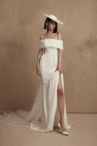 Moore 7 wedding dress by woná concept from personality collection