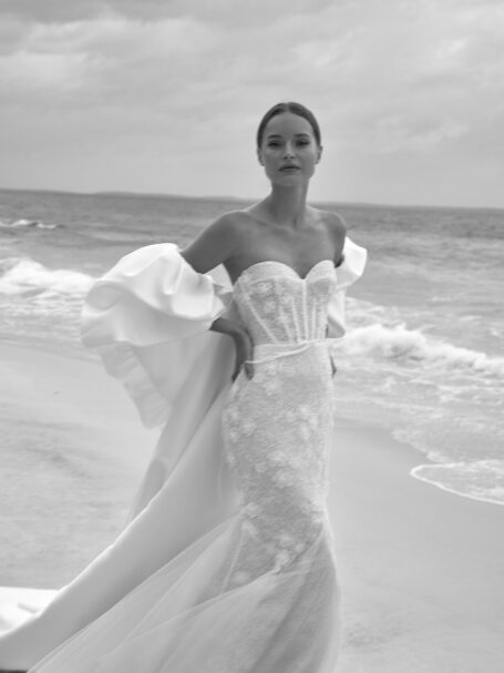 Bernadette and Glady 2 wedding dress by WONÁ Concept from Atelier Signature collection