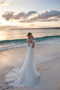 June 9 wedding dress by woná concept from atelier signature collection