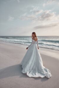 Leighton 11 wedding dress by woná concept from atelier signature collection