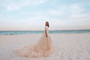 Viv 3 wedding dress by woná concept from atelier signature collection