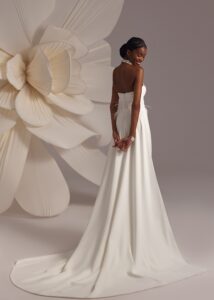 Amalfi 6 wedding dress by eva lendel from less is more iv