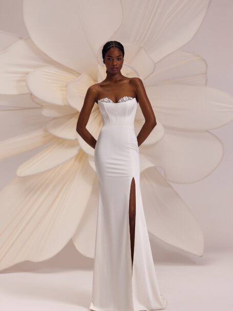 Calgary 1 wedding dress by Eva Lendel from Less is More IV