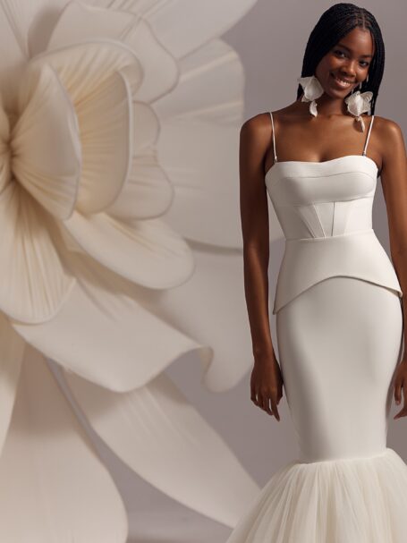 Daphna 2 wedding dress by Eva Lendel from Less is More IV