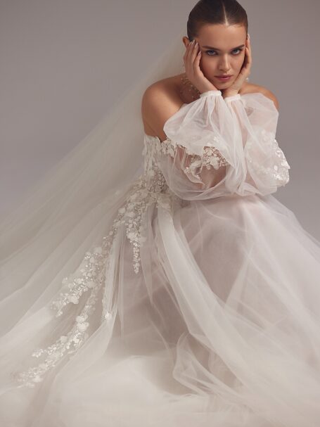 Joelle 2 wedding dress by Eva Lendel from Less is More IV