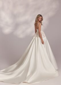 Kirsti 3 wedding dress by eva lendel from less is more iv