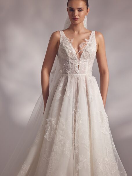 Mellrose 2 wedding dress by Eva Lendel from Less is More IV