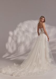 Porsha 4 wedding dress by eva lendel from less is more iv