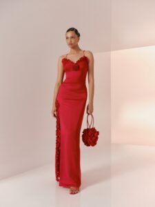 2421 1 evening dress by woná concept from bridesmaids