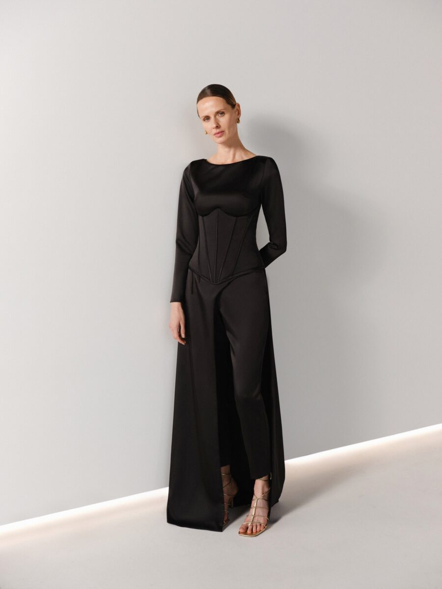 2427 1 evening dress by woná concept from bridesmaids
