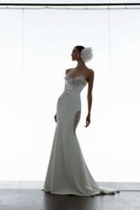 Meteore 3 wedding dress by wona concept from special edition collection