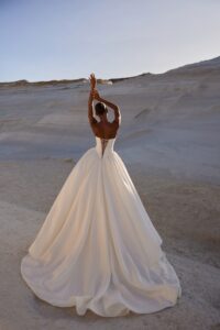 Eva lendel venus wedding dress este 3