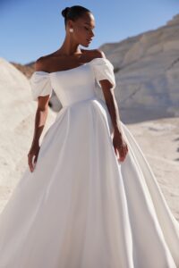 Eva lendel venus wedding dress lovisa 2