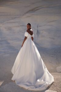 Eva lendel venus wedding dress lovisa 3