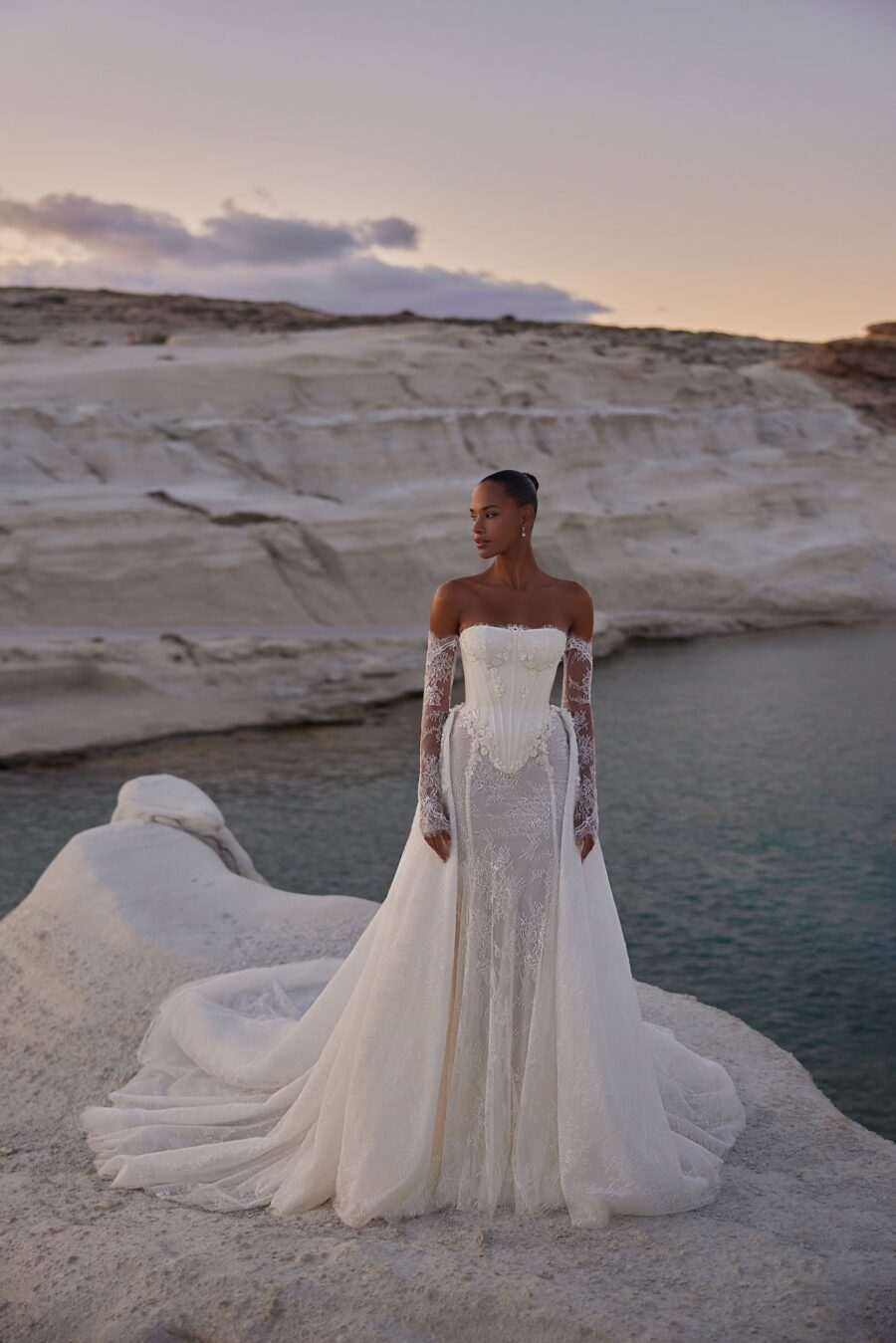 Eva lendel venus wedding dress milos 1