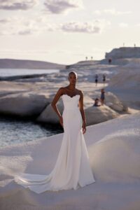 Eva lendel venus wedding dress monroe 2