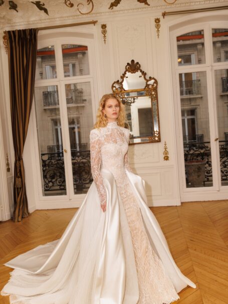 Wedding dress with a removable skirt - be original | WONA LA