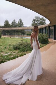 Eva lendel less is more v everett 8
