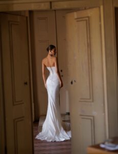 Wona white bridal alchemy gaia 4
